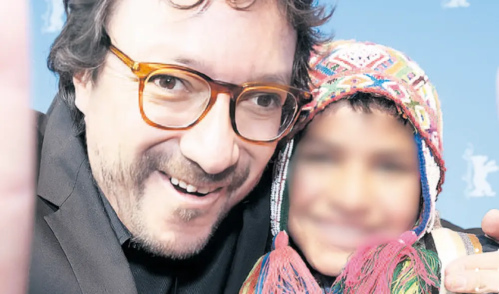 Franco García Becerra junto a Alberth Merma, el joven protagonista de Raíz, que fue filmada en la zona de Ocongate. Foto: Max Kullman Franco García Becerra junto a Alberth Merma, el joven protagonista de Raíz, que fue filmada en la zona de Ocongate. Foto: Max Kullman
