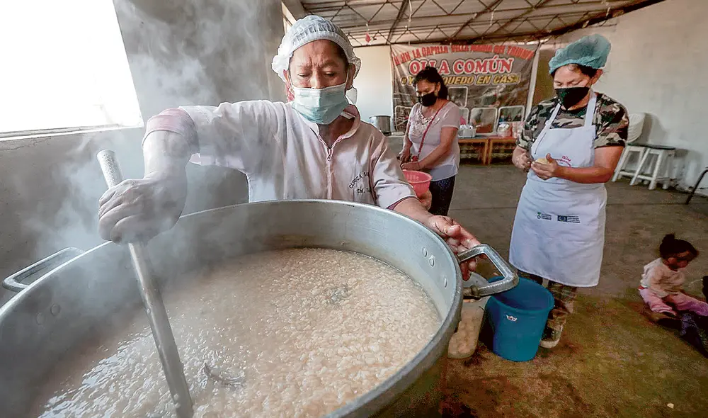 Cautela. La Red de Ollas Comunes afirma que el Midis intenta convencer a algunas de no acatar el plantón. Foto: difusión Cautela. La Red de Ollas Comunes afirma que el Midis intenta convencer a algunas de no acatar el plantón. Foto: difusión