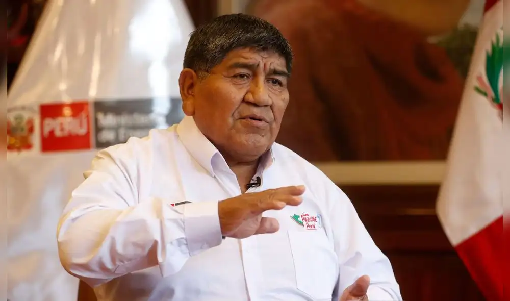 Romulo Mucho fue designado como titular del Ministerio de Energía y Minas tras la salida del funcionario Óscar Vera Gargurevich. Foto: Andina Romulo Mucho fue designado como titular del Ministerio de Energía y Minas tras la salida del funcionario Óscar Vera Gargurevich. Foto: Andina