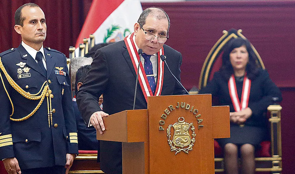 En acción. Javier Arévalo Vela debe garantizar un Poder Judicial libre de interferencias externas y procurar evitar cualquier “movida” que ponga en entredicho la autonomía de los jueces. Foto: Félix Contreras/La República En acción. Javier Arévalo Vela debe garantizar un Poder Judicial libre de interferencias externas y procurar evitar cualquier “movida” que ponga en entredicho la autonomía de los jueces. Foto: Félix Contreras/La República