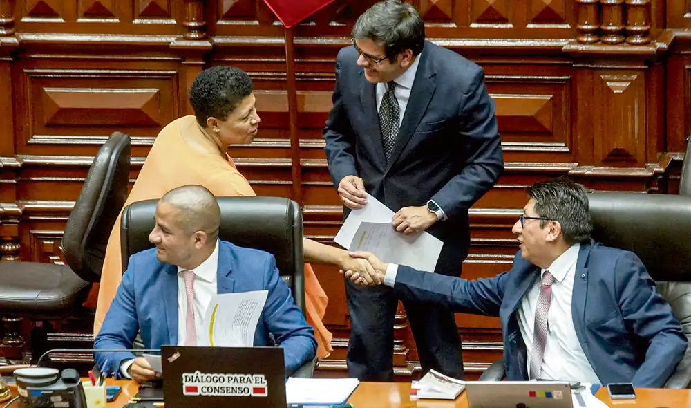 Ambas bancadas parecen tener un gran vínculo. Foto: difusión Ambas bancadas parecen tener un gran vínculo. Foto: difusión