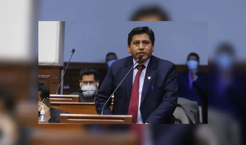 Wilson Quispe ingresó al Congreso como representante de la región Puno. Wilson Quispe ingresó al Congreso como representante de la región Puno.