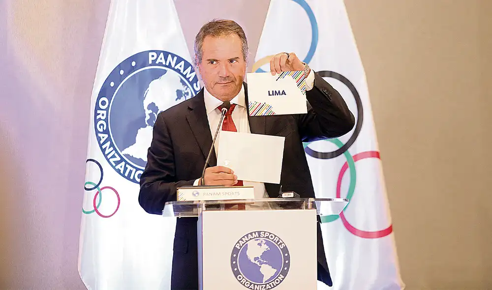 Emoción. El momento exacto en el que el presidente de Panam Sports, Neven Ilic, reveló los votos a favor de la capital peruana como anfitriona de los juegos. Foto: difusión Emoción. El momento exacto en el que el presidente de Panam Sports, Neven Ilic, reveló los votos a favor de la capital peruana como anfitriona de los juegos. Foto: difusión