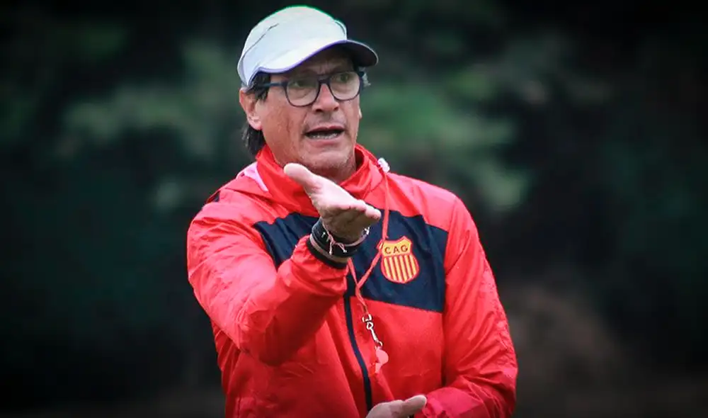 Ángel Comizzo dirigió a clubes como Universitario, César Vallejo y Deportivo Municipal en el fútbol peruano. Foto: Atlético Grau Ángel Comizzo dirigió a clubes como Universitario, César Vallejo y Deportivo Municipal en el fútbol peruano. Foto: Atlético Grau