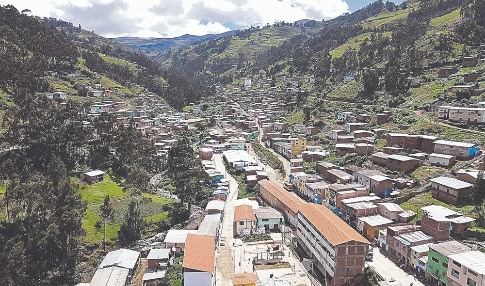 El lugar. Maestros que son víctimas de delincuentes caminan varias horas por vías solitarias. Foto: difusión.