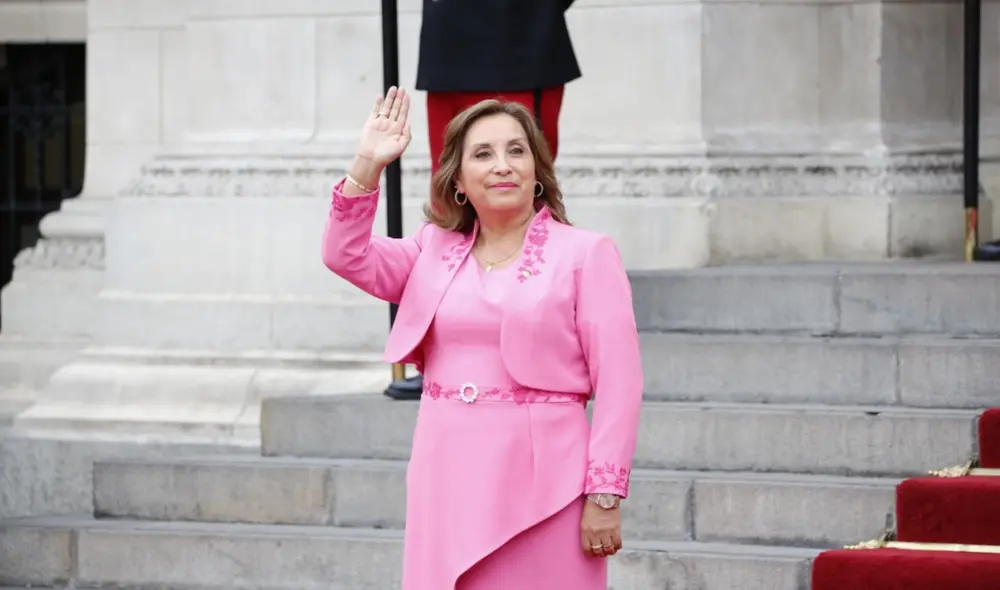 Dina Boluarte y la polémica de sus relojes Rolex. Foto: Antonio Melgarejo/ La República Dina Boluarte y la polémica de sus relojes Rolex. Foto: Antonio Melgarejo/ La República