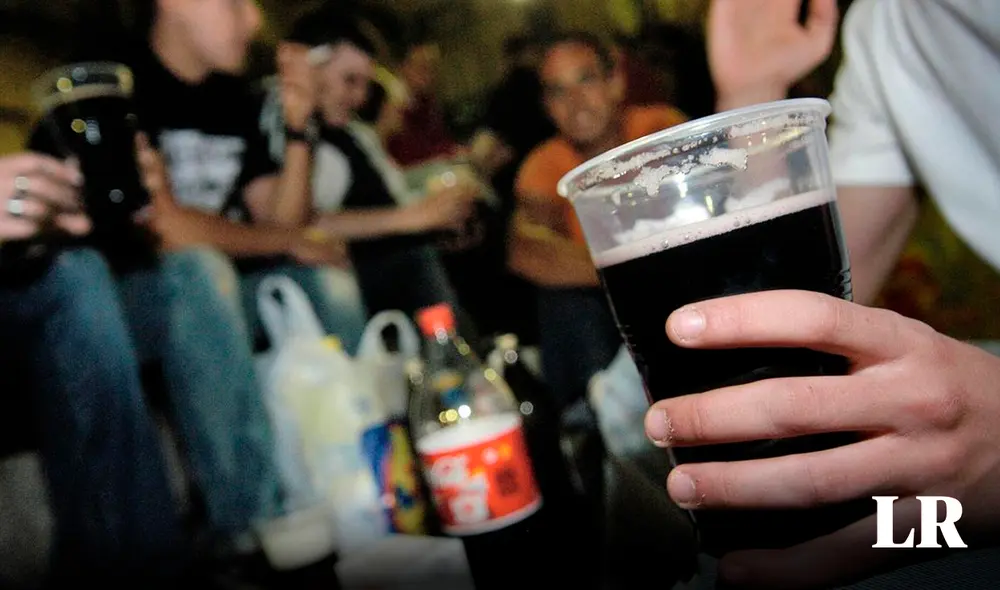 En Estados Unidos se pude votar a los 18 años, pero no comprar bebidas alcohólicas. Foto: composición LR / difusión