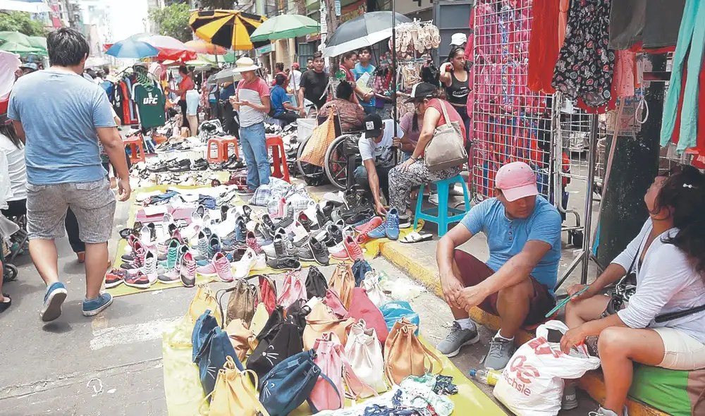 Riesgo. El futuro de las pensiones de millones de peruanos, entre ellos los trabajadores independientes, está en manos del Congreso con mayor desaprobación. Foto: difusión