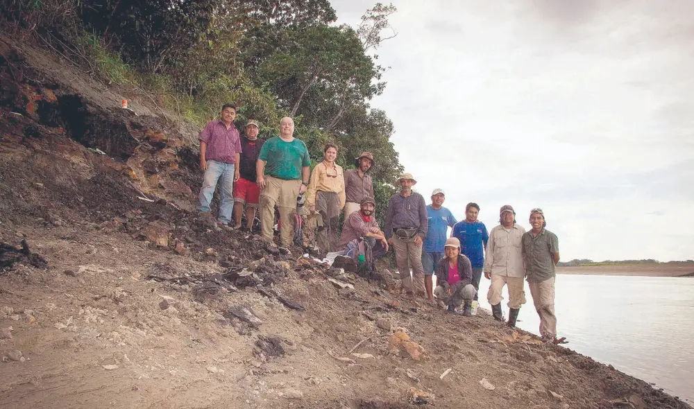 Equipo. Científicos de varios países y varias disciplinas participaron en la expedición y realizaron sus aportes al estudios del delfín gigante. Foto: difusión