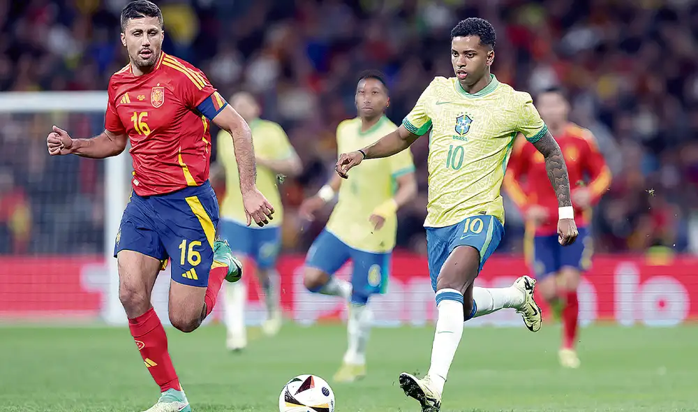 Protagonistas. Rodrigo y Rodrygo Goes tuvieron múltiples cruces a lo largo del duelo entre España y Brasil. Foto: difusión