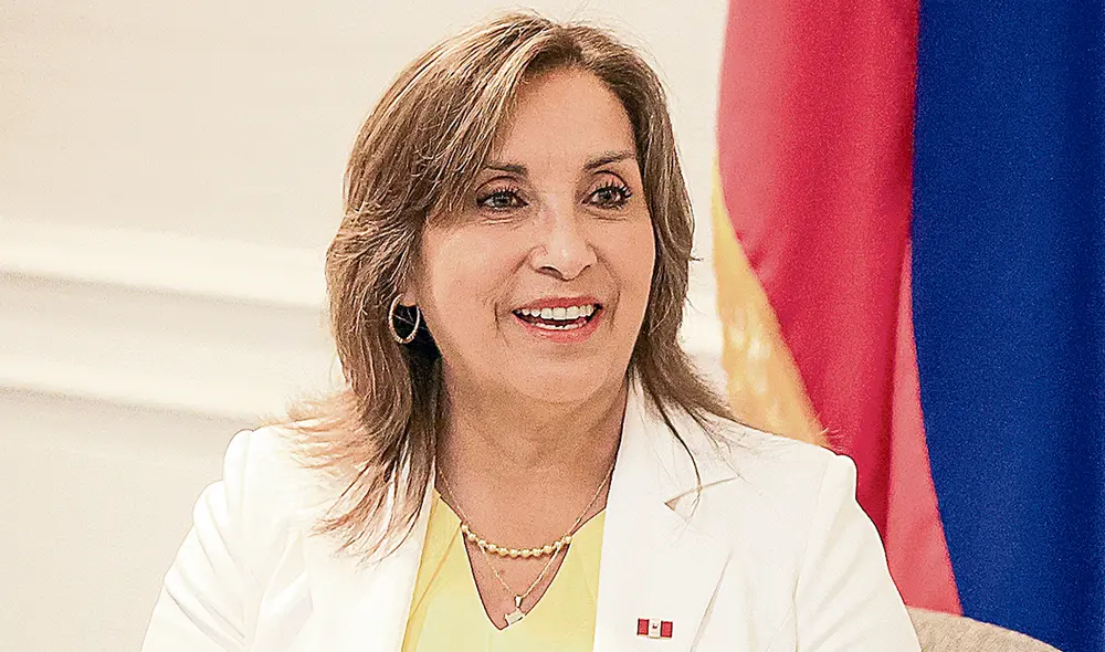 La presidenta Dina Boluarte guarda hermetismo sobre la procedencia de las joyas que utiliza en sus presentaciones públicas. Foto: difusión