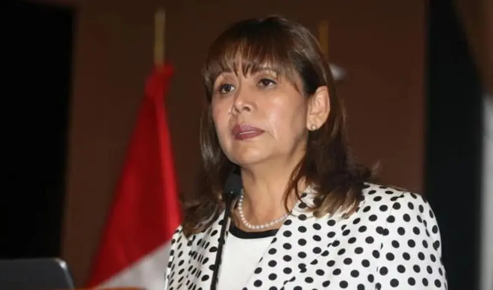 La saliente ministra de la Mujer agradeció la confianza del equipo que la acompañó en la cartera. Foto: La República. La saliente ministra de la Mujer agradeció la confianza del equipo que la acompañó en la cartera. Foto: La República.