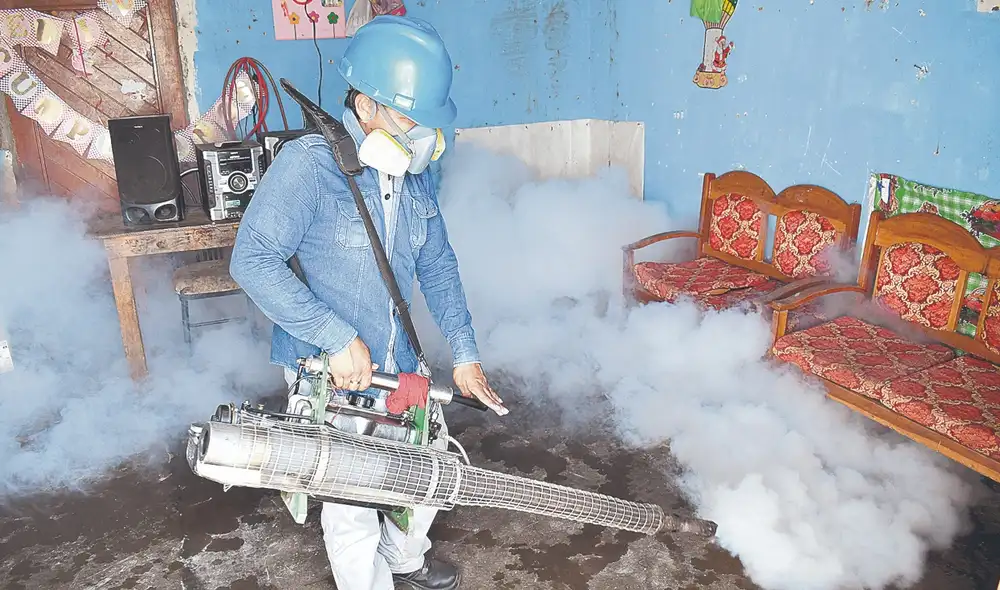 Control. Minsa saldrá a fumigar casa por casa en ocho regiones. Foto: difusión.