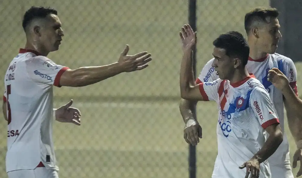 Cerro Porteño vs. Sportivo Trinidense se enfrentaron en el Estadio Arsenio Erico. Foto: Cerro Porteño Cerro Porteño vs. Sportivo Trinidense se enfrentaron en el Estadio Arsenio Erico. Foto: Cerro Porteño