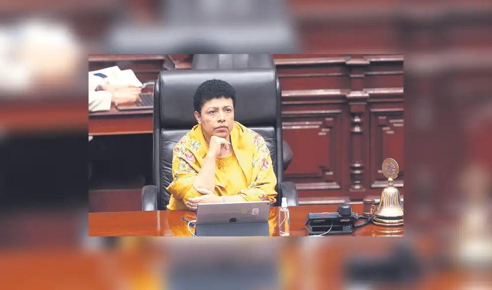 La fujimorista Martha Moyano preside la Comisión de Constitución del Congreso. Foto: Carlos Contreras