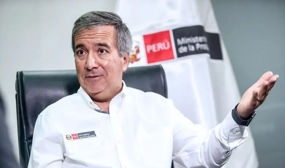 El titular del MTC informó la vinculación de su esposa con la empresa que opera el aeropuerto Jorge Chávez. Foto: Andina