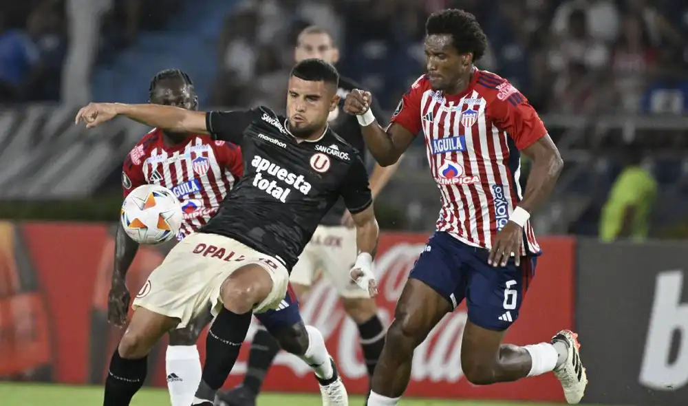 Universitario enfrentó a Junior por la segunda fecha de la Copa Libertadores. Foto: AFP