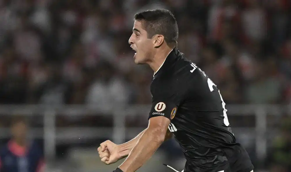 Aldo Corzo anotó el gol de Universitario ante Junior en Barranquilla. Foto: AFP Aldo Corzo anotó el gol de Universitario ante Junior en Barranquilla. Foto: AFP
