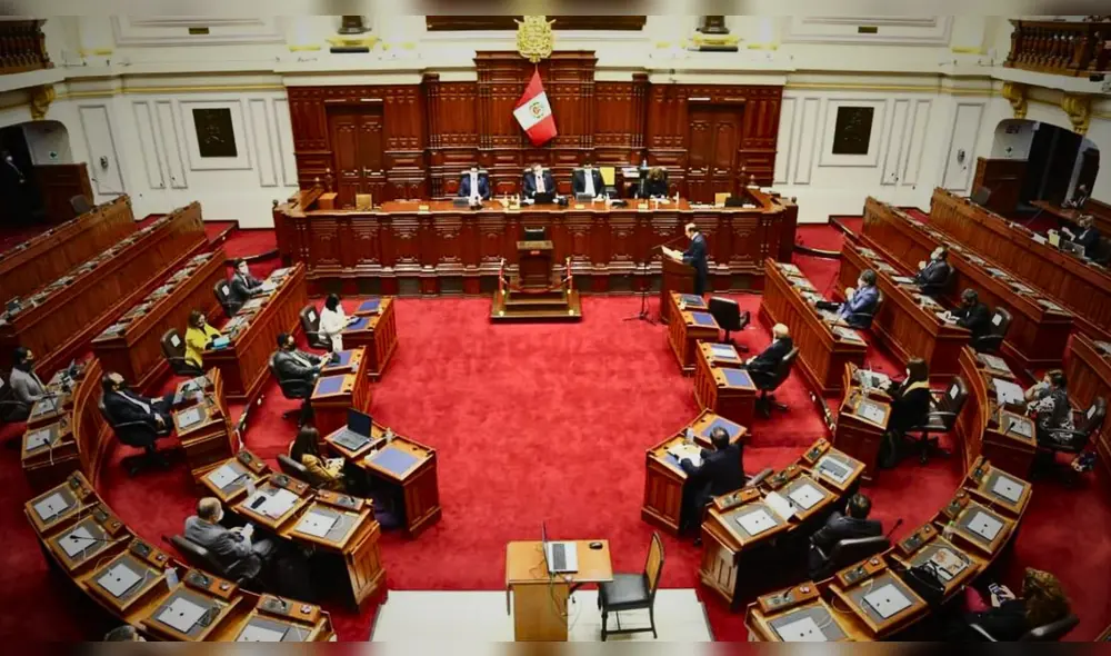 Comisiones ordinarias no podrán sesionar cuando se convoquen a los congresistas al Pleno en el hemiciclo principal. Foto: composición LR/ Andina.