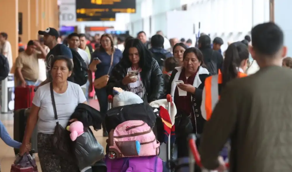 Gobierno peruano publicará este 11 de abril el decreto que revoca la decisión de pedir visa a mexicanos. Foto: Andina Gobierno peruano publicará este 11 de abril el decreto que revoca la decisión de pedir visa a mexicanos. Foto: Andina