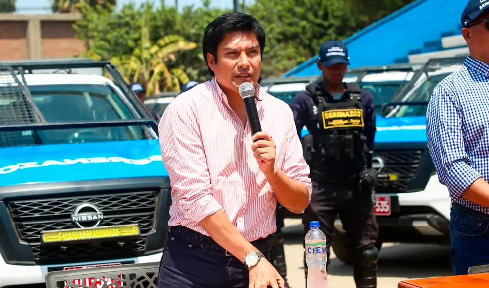 Delincuentes dejaron explosivos en la casa del burgomaestre. Otros funcionarios municipales también han sido víctimas de extorsión. Foto: Municipalidad de San Juan de Lurigancho/Facebook