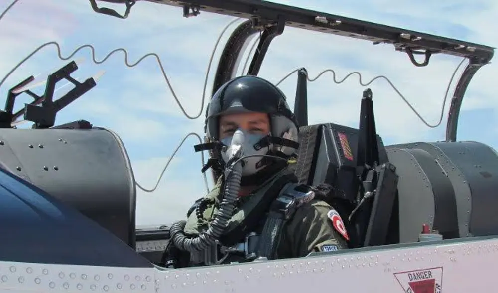 Rondón fue un destacado piloto de la Fuerza Aérea del Perú. Foto: FAP