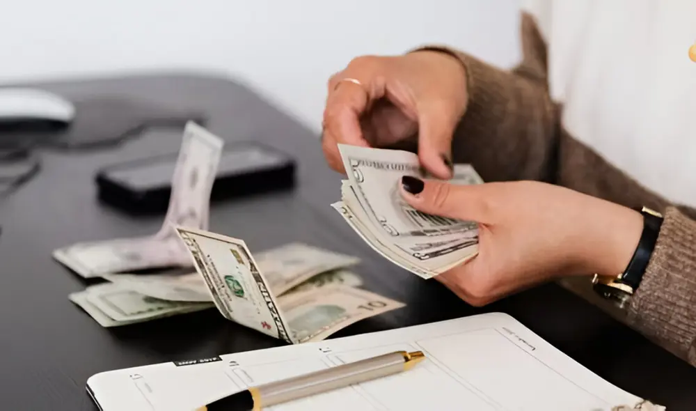 Es importante tomar en cuenta que las deudas se prescriben después de 10 años. Foto: Pixelcut