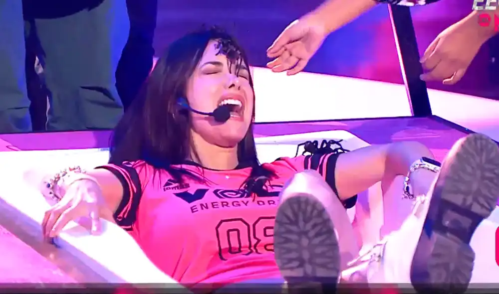 Rosángela Espinoza estudió la carrera de Marketing y la completó en 2021. Foto: América TV