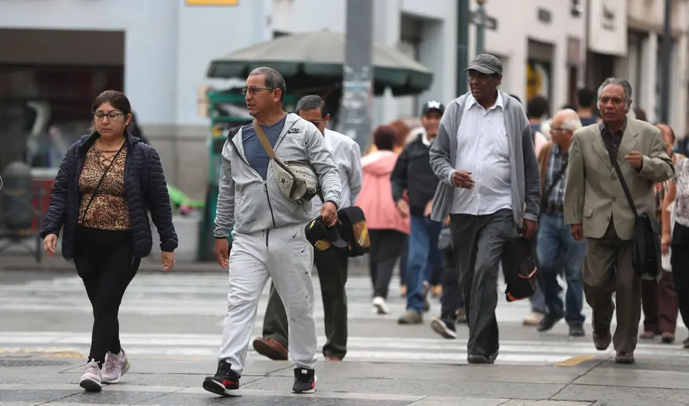 Ciudadanos de Lima fueron sorprendidos con olores inusuales durante la madrugada del jueves 18 de abril. Foto: Andina Ciudadanos de Lima fueron sorprendidos con olores inusuales durante la madrugada del jueves 18 de abril. Foto: Andina
