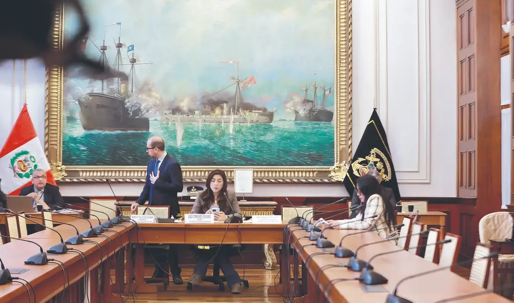 Vacío. Así lució ayer la sala donde sesionó la Subcomisión que preside Lady Camones. Foto: Congreso de la República