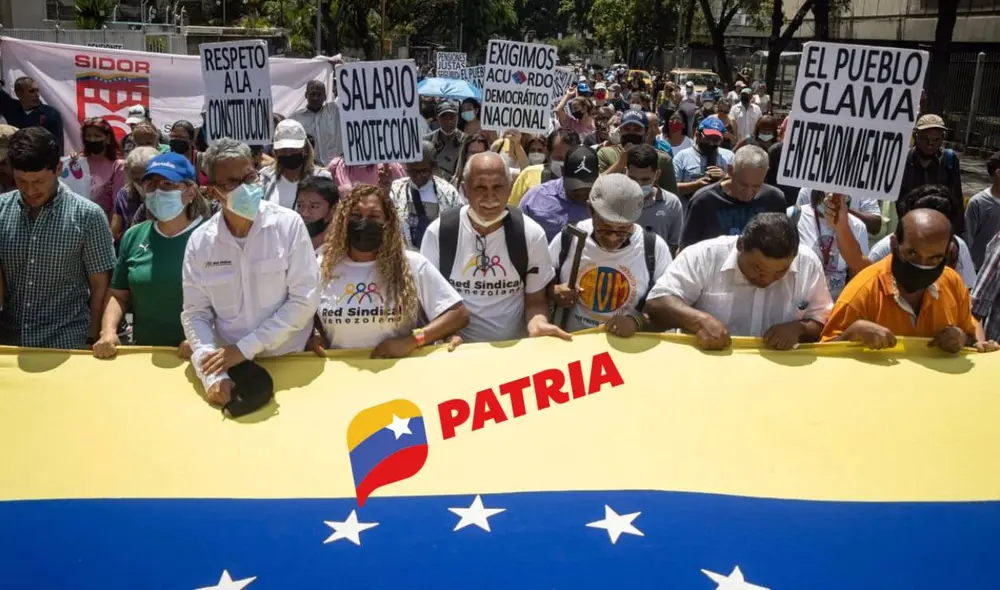 El Bono de Corresponsabilidad se entrega dos veces en el mes. Foto: composición LR/El Diario/Patria