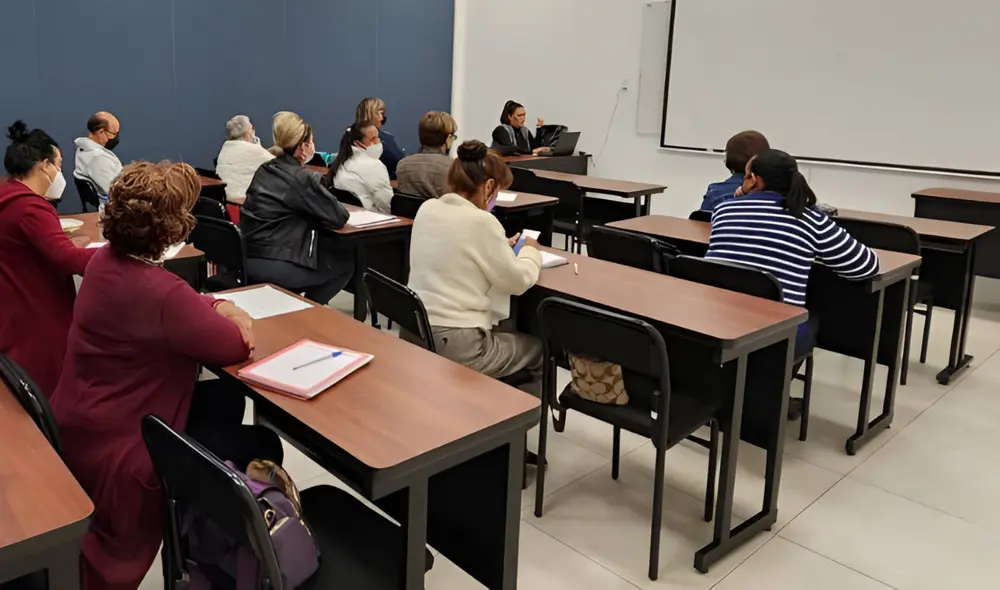 Para más información sobre el nombramiento docente, los interesados pueden contactar la línea de atención al cliente en el número (01) 615 5887. Foto: BUAP