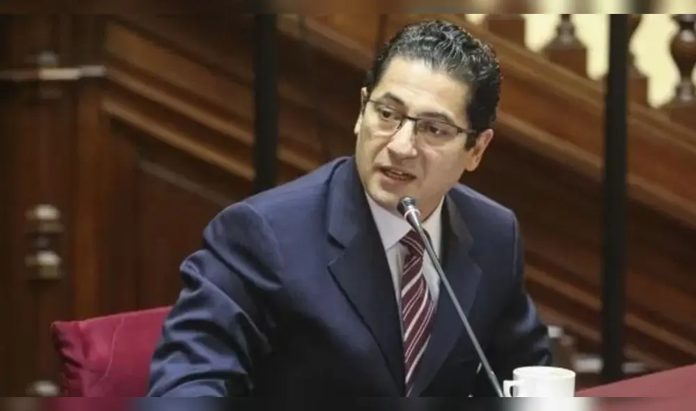 La denuncia contra Salvador Heresi fue presentada el lunes 22 de abril. Foto: Congreso La denuncia contra Salvador Heresi fue presentada el lunes 22 de abril. Foto: Congreso