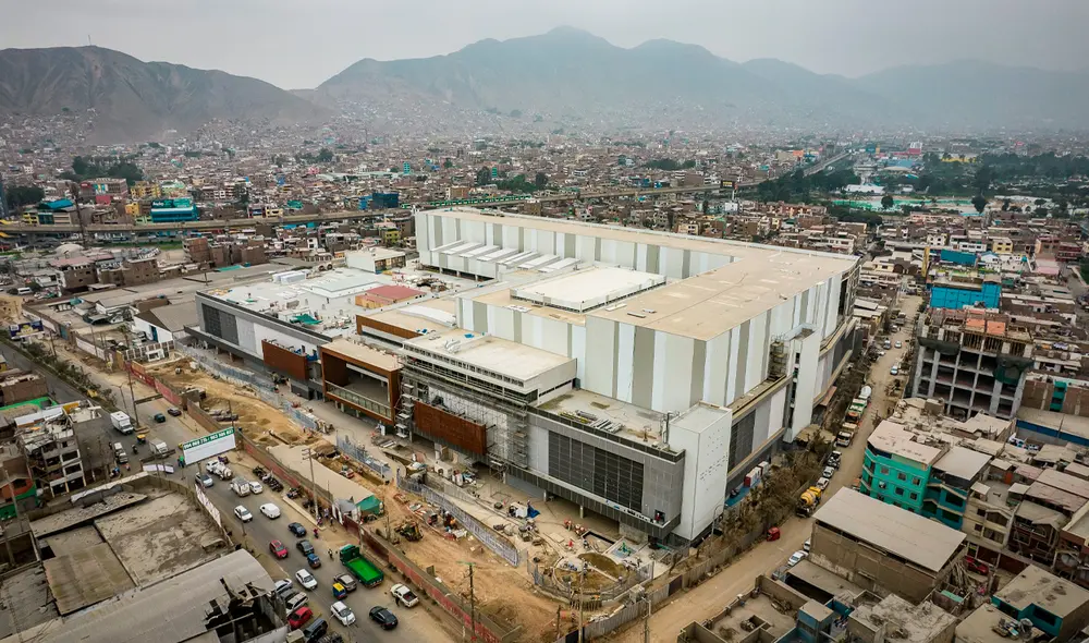 El Mall Aventura es el primer centro comercial de San Juan de Lurigancho. Foto: De Vicente Constructura (DVC)