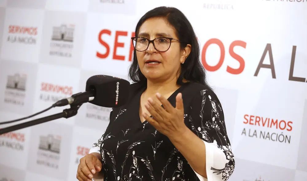 Suspensión de 60 días contra Katy Ugarte también implica el descuento de sus haberes. Foto: Congreso