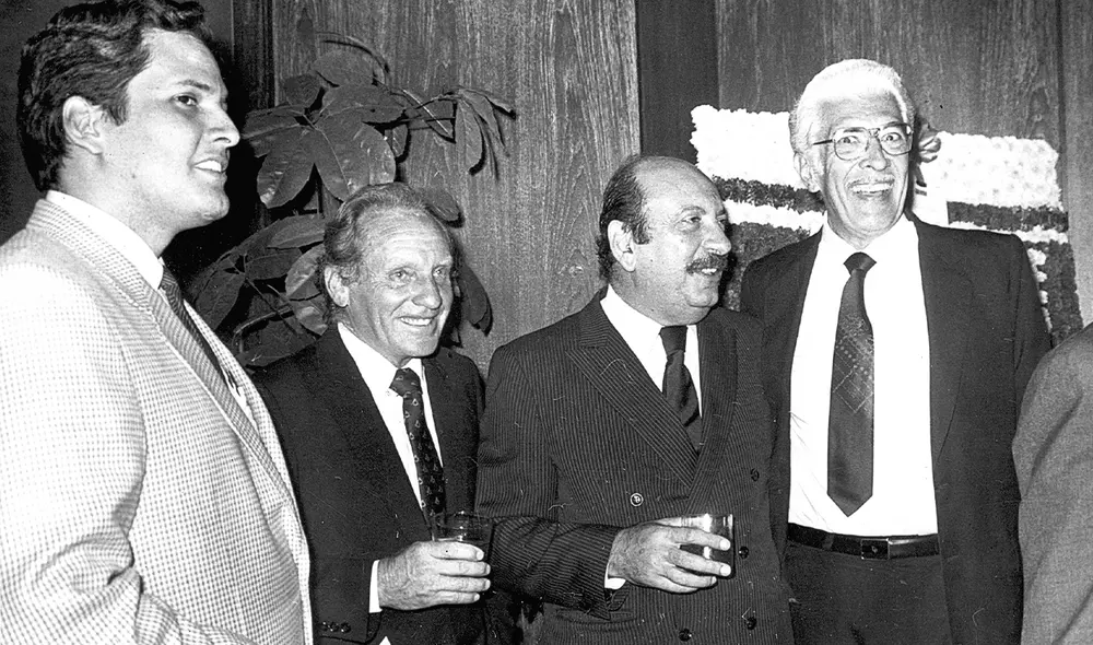 Amistad. Con Arturo Woodman, socio en la empresa W&M y amigo de toda la vida, y Gustavo Mohme hijo, en otro aniversario