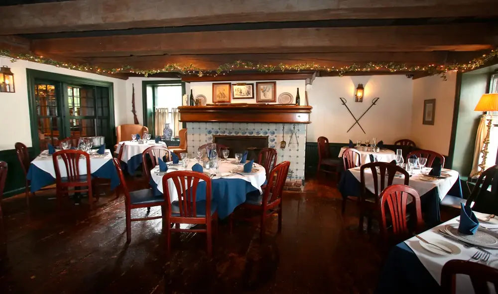 The 76 Old House es considerado el restaurante-bar más antiguo de Estados Unidos y de América. Foto: composición LR/The 76 Old House The 76 Old House es considerado el restaurante-bar más antiguo de Estados Unidos y de América. Foto: composición LR/The 76 Old House