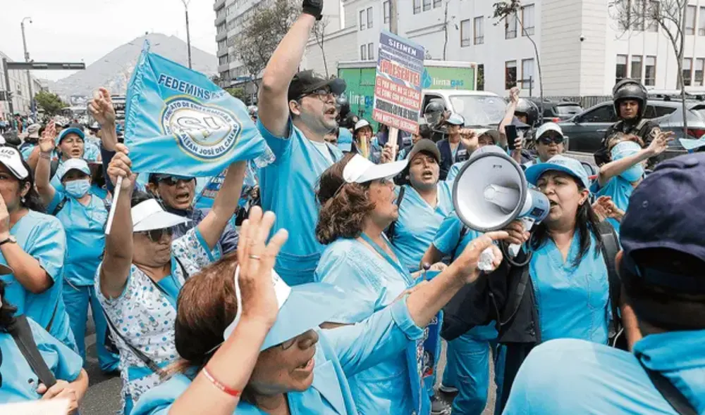 La protesta busca también mejorar la subvención de medicamentos. Foto: La República La protesta busca también mejorar la subvención de medicamentos. Foto: La República