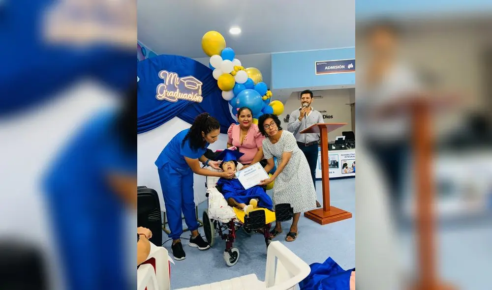 Foto: Viernes 26 de Abril, se llevó a cabo nuestra ceremonia de graduación a 6 de niños del Programa de Rehabilitación Integral de Parálisis Cerebral Infantil y Síndrome de Down. Foto: Viernes 26 de Abril, se llevó a cabo nuestra ceremonia de graduación a 6 de niños del Programa de Rehabilitación Integral de Parálisis Cerebral Infantil y Síndrome de Down.