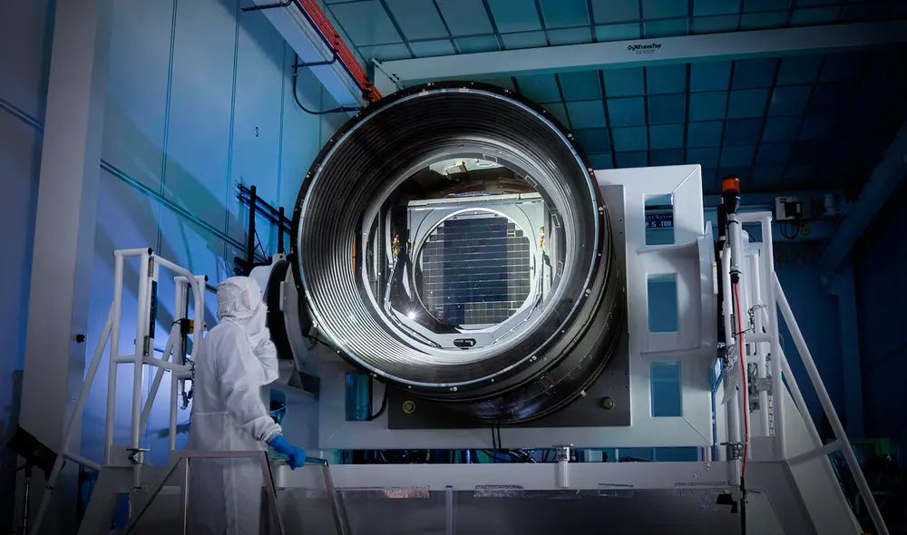 La cámara más grande del mundo mide lo mismo que un automóvil. Foto: SLAC