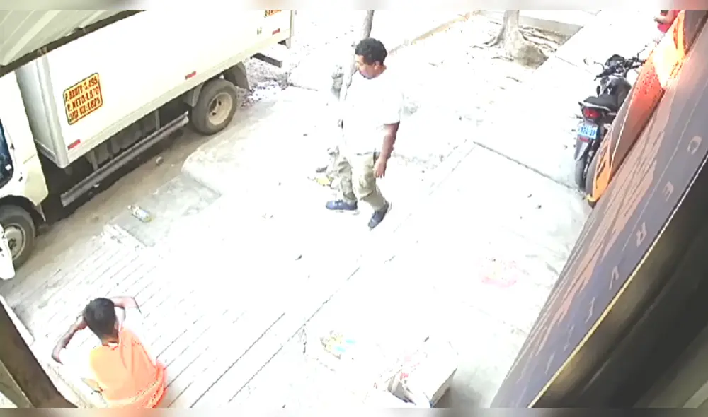 La Policía llegó a la zona para tomar las declaraciones pertinentes y dar inicio a la investigación. Foto: La República