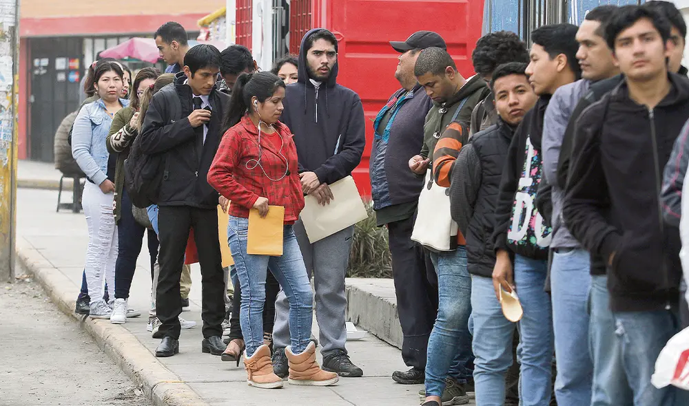 Disparidad. El sueldo promedio en los jóvenes es de S/1.133, apenas por encima de la remuneración mínima vital; no obstante, las mujeres están incluso por debajo de este nivel. Foto: difusión