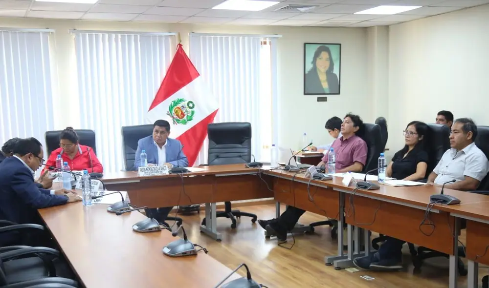 SBS indica que este dictamen, aprobado en la Comisión de Trabajo, no cumple con el objetivo de proveer una adecuada protección. Foto: Congreso