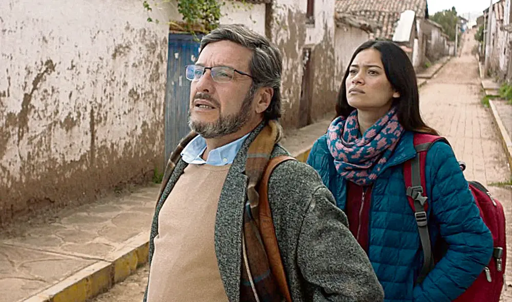 Dirigida por Calero. Escena en Cusco con Lucho Cáceres y Juana Burga. Foto: difusión Dirigida por Calero. Escena en Cusco con Lucho Cáceres y Juana Burga. Foto: difusión