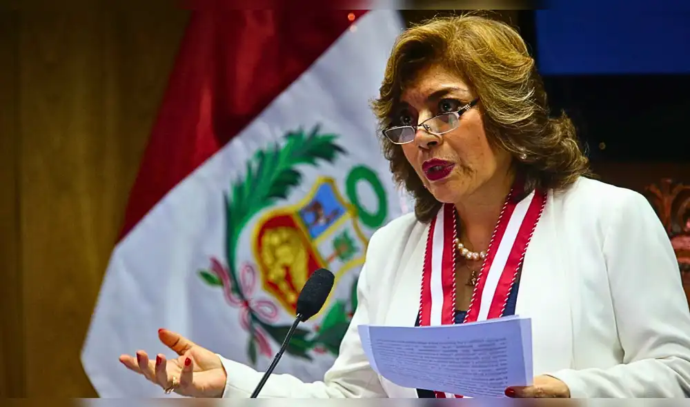 Zoraida Ávalos enfatizó que no cometió ninguna infracción constitucional, ni acciones ilícitas cuando se desempeñaba como titular de la Fiscalía. Foto: composición LR/Andina.