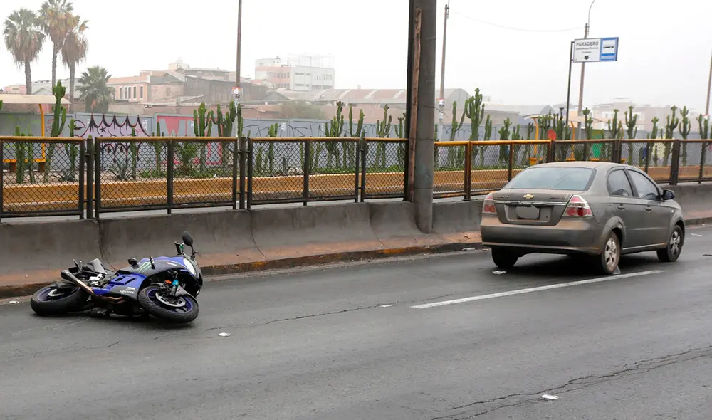 Este accidente dejó un herido, quien ya fue trasladado a un centro médico cercano. Foto: Carlos Félix/La República