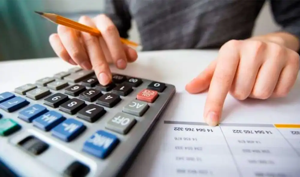 Los colombianos que, al 1 de enero de 2024, tenían un patrimonio líquido valorado fiscalmente en al menos 3.388.000 pesos deben pagar el impuesto al patrimonio durante mayo. Foto: Gan@más