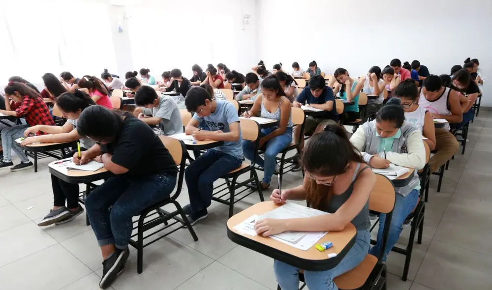 Uno de los requisitos de ingreso con esta nueva modalidad es acreditar haber culminado la educación básica regular. Foto: Andina Uno de los requisitos de ingreso con esta nueva modalidad es acreditar haber culminado la educación básica regular. Foto: Andina