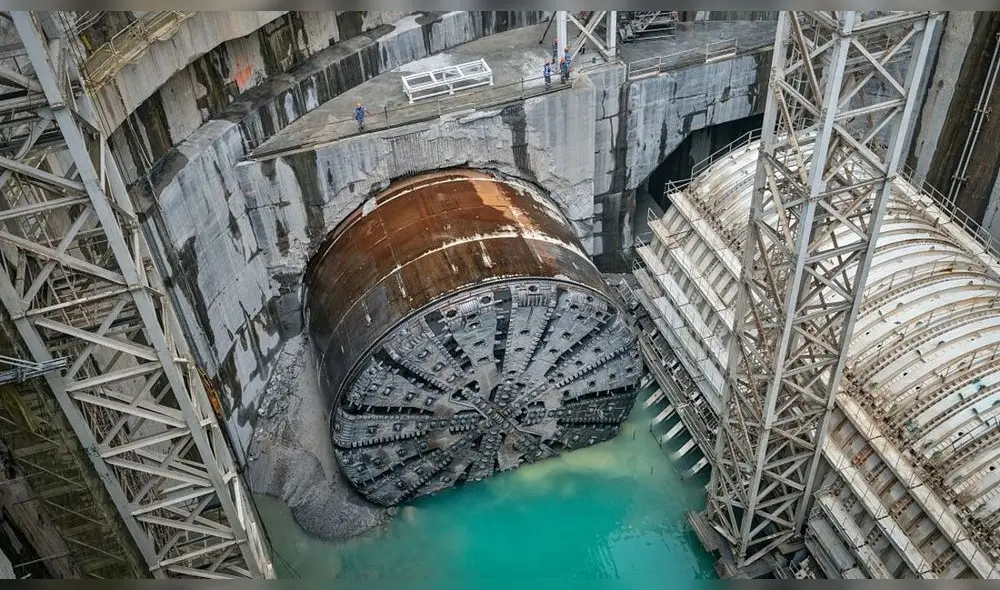 Uno de los túneles más grandes en el mundo. Foto: Xataka Uno de los túneles más grandes en el mundo. Foto: Xataka