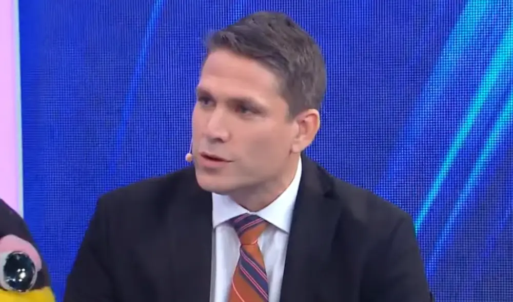 Paco Bazán conduce un programa de entrevistas en el horario nocturno de ATV. Foto: ATV